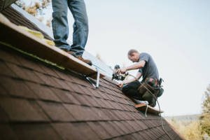 Local Roofers in Saddle Rock, NY